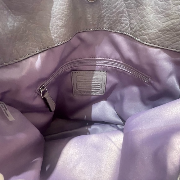 Coach Madison phoebe bag like new ! Dusty grey/lavender color. Beautiful! - Picture 8 of 17